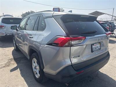 2019 Toyota RAV4 XLE   - Photo 4 - North Hollywood, CA 91601