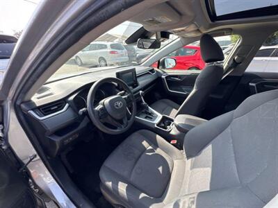 2019 Toyota RAV4 XLE   - Photo 6 - North Hollywood, CA 91601