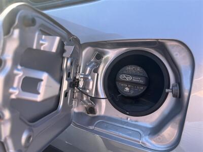 2019 Toyota RAV4 XLE   - Photo 13 - North Hollywood, CA 91601