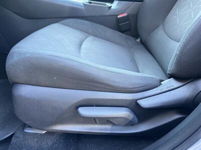 2019 Toyota RAV4 XLE   - Photo 17 - North Hollywood, CA 91601