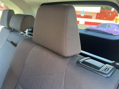 2019 Toyota RAV4 XLE   - Photo 27 - North Hollywood, CA 91601