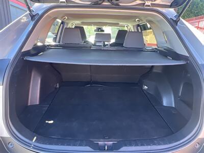 2019 Toyota RAV4 XLE   - Photo 9 - North Hollywood, CA 91601