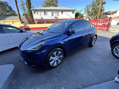 2022 Tesla Model Y Long Range - Photo 2 - North Hollywood, CA 91601