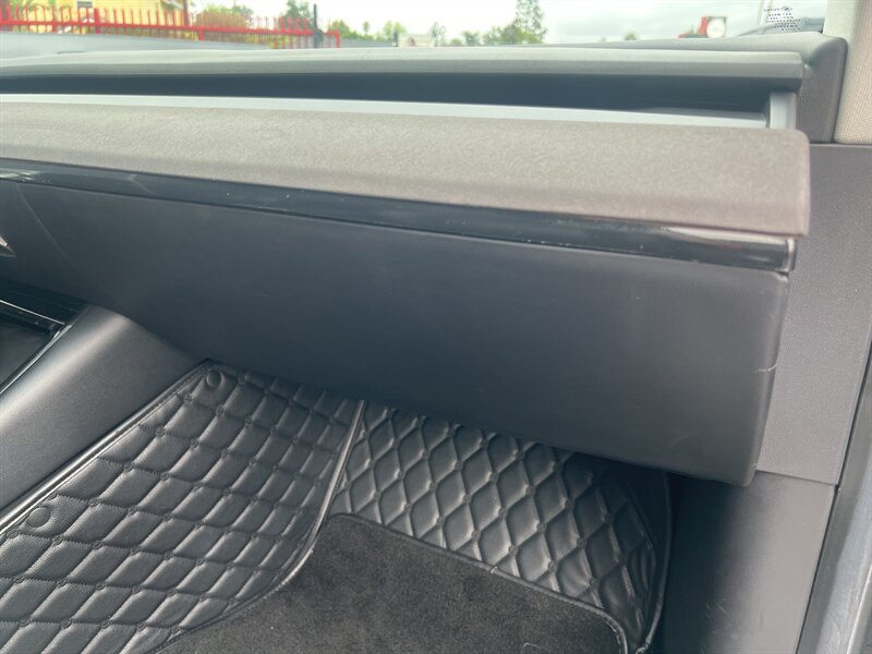 2020 Tesla Model 3 Long Range photo 50