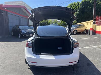 2020 Tesla Model 3 Long Range - Photo 14 - North Hollywood, CA 91601