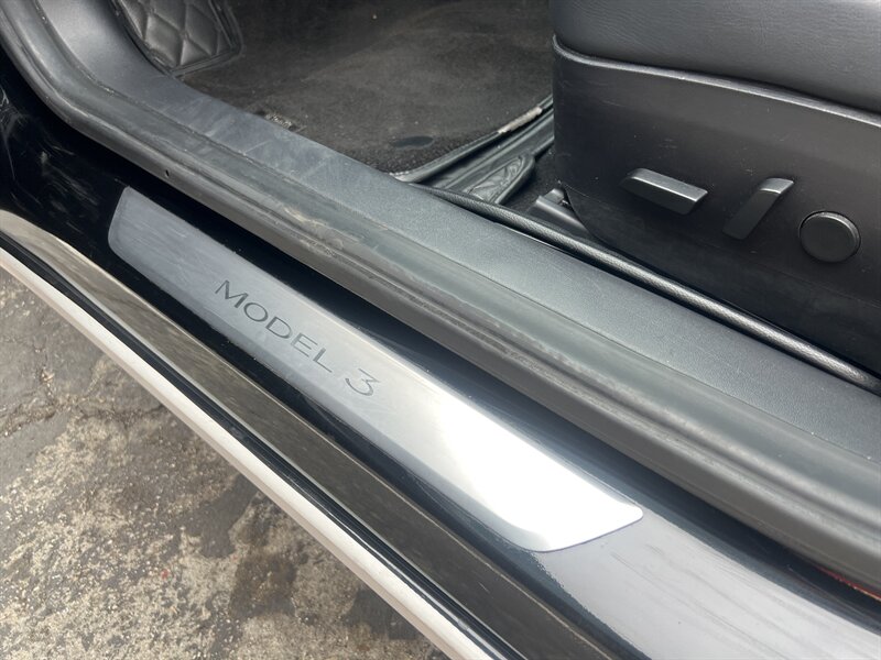 2020 Tesla Model 3 Long Range photo 54