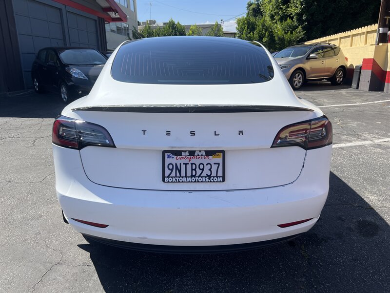 2020 Tesla Model 3 Long Range photo 5