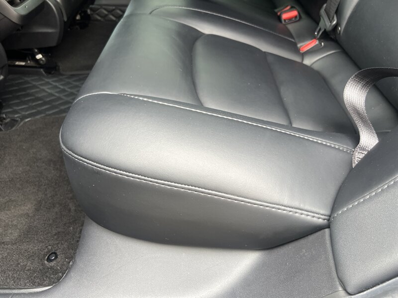 2020 Tesla Model 3 Long Range photo 38