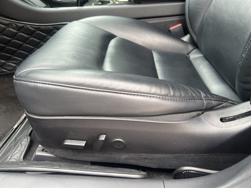 2020 Tesla Model 3 Long Range photo 35