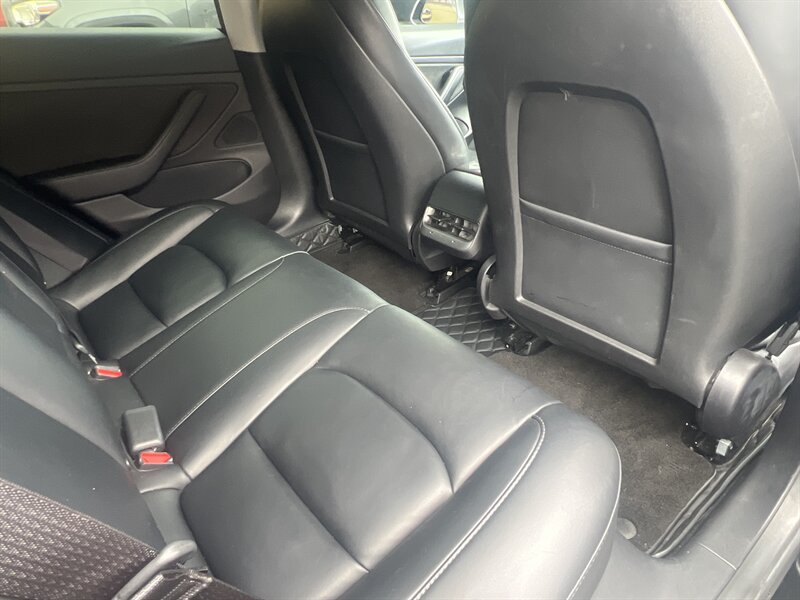 2020 Tesla Model 3 Long Range photo 45