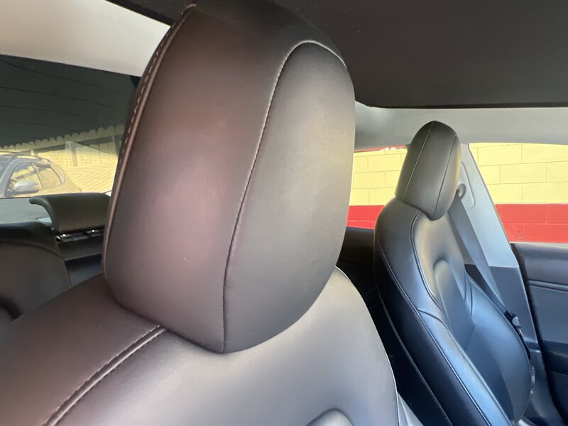 2020 Tesla Model 3 Long Range photo 25