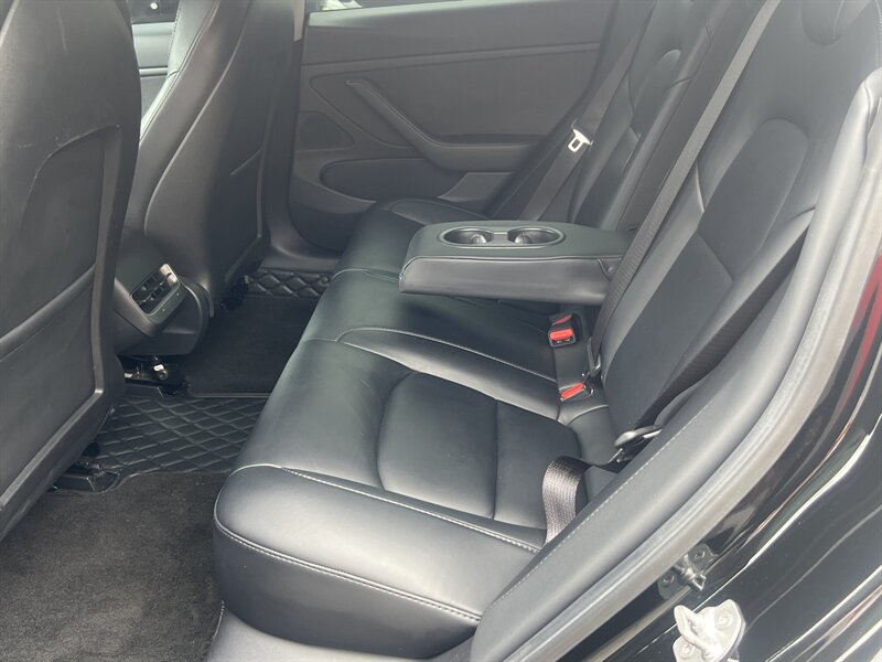 2020 Tesla Model 3 Long Range photo 37
