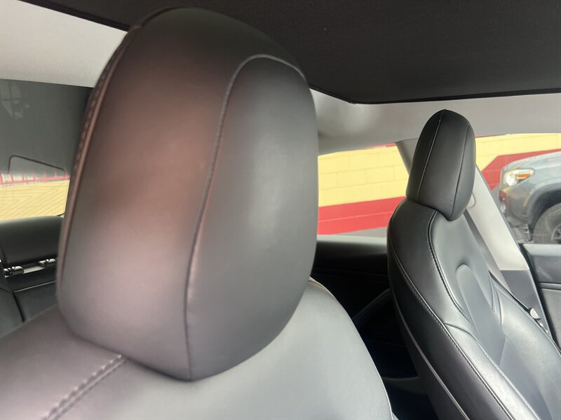 2020 Tesla Model 3 Long Range photo 48