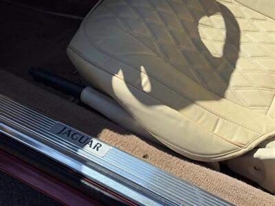 1995 Jaguar XJ8 XJS   - Photo 30 - North Hollywood, CA 91601