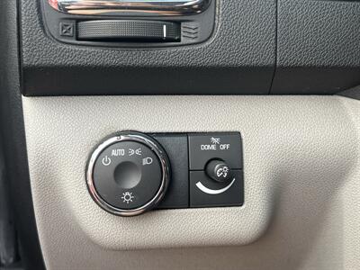 2011 GMC Acadia SL   - Photo 20 - North Hollywood, CA 91601