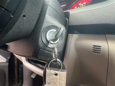 2011 GMC Acadia SL   - Photo 19 - North Hollywood, CA 91601