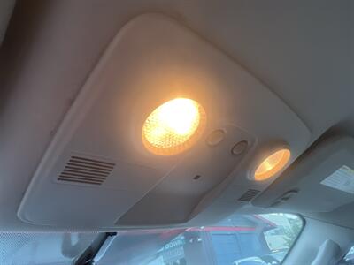 2011 GMC Acadia SL   - Photo 31 - North Hollywood, CA 91601