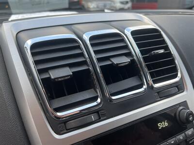 2011 GMC Acadia SL   - Photo 22 - North Hollywood, CA 91601