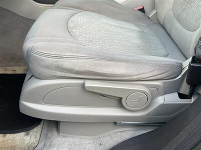 2011 GMC Acadia SL   - Photo 33 - North Hollywood, CA 91601