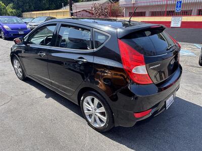 2013 Hyundai ACCENT GLS   - Photo 6 - North Hollywood, CA 91601