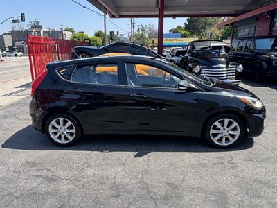 2013 Hyundai ACCENT GLS   - Photo 3 - North Hollywood, CA 91601