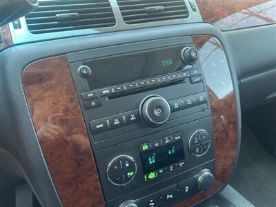 2013 Chevrolet Suburban LT - Photo 13 - North Hollywood, CA 91601