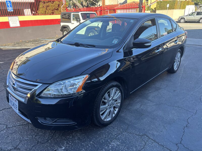 2013 Nissan Sentra SL's photo