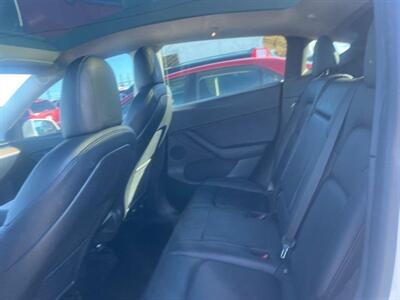 2021 Tesla Model Y Standard Range   - Photo 7 - North Hollywood, CA 91601