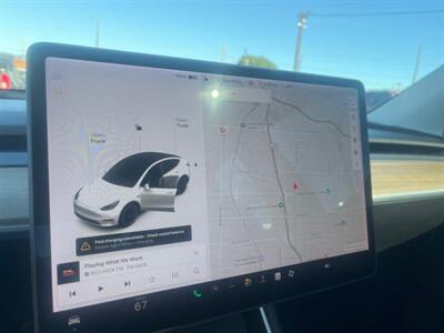 2021 Tesla Model Y Standard Range   - Photo 6 - North Hollywood, CA 91601