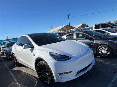 2021 Tesla Model Y Standard Range   - Photo 2 - North Hollywood, CA 91601