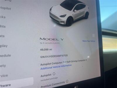 2021 Tesla Model Y Standard Range   - Photo 10 - North Hollywood, CA 91601