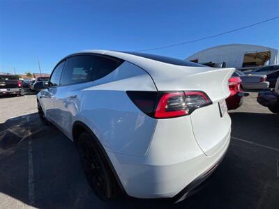 2021 Tesla Model Y Standard Range   - Photo 4 - North Hollywood, CA 91601