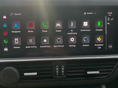 2023 Porsche Cayenne Turbo S E-Hybrid Coupe   - Photo 10 - North Hollywood, CA 91601