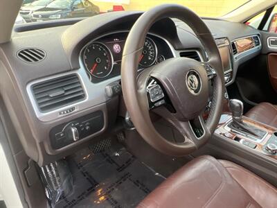 2012 Volkswagen Touareg VR6 Sport   - Photo 37 - North Hollywood, CA 91601