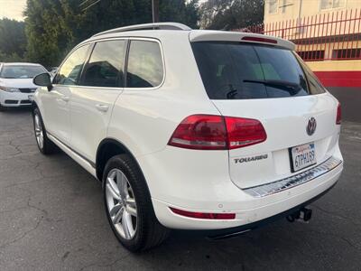 2012 Volkswagen Touareg VR6 Sport   - Photo 5 - North Hollywood, CA 91601