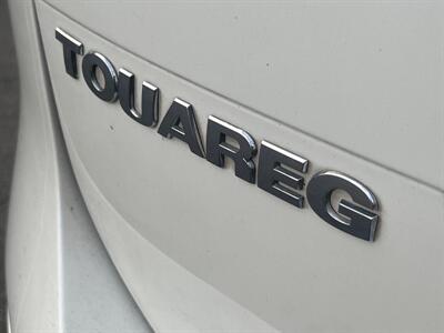 2012 Volkswagen Touareg VR6 Sport   - Photo 17 - North Hollywood, CA 91601