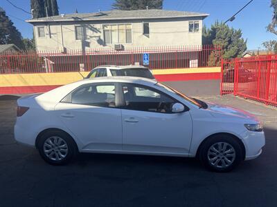 2010 Kia Forte EX   - Photo 3 - North Hollywood, CA 91601