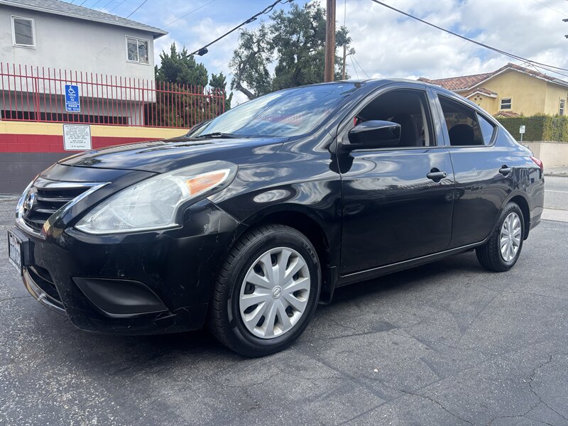 2016 Nissan Versa 1.6 S  