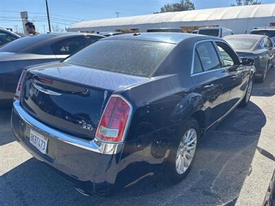 2014 Chrysler 300 Series   - Photo 4 - North Hollywood, CA 91601