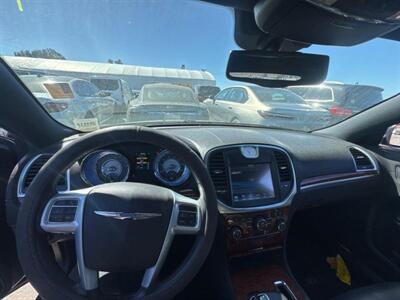 2014 Chrysler 300 Series   - Photo 5 - North Hollywood, CA 91601