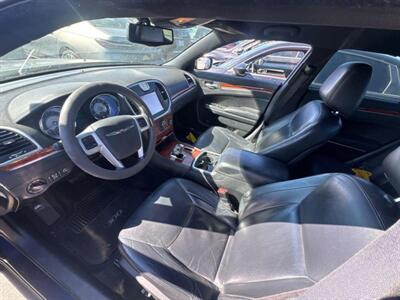 2014 Chrysler 300 Series   - Photo 6 - North Hollywood, CA 91601