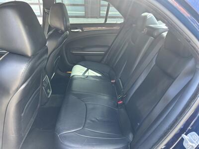 2014 Chrysler 300 Series   - Photo 9 - North Hollywood, CA 91601
