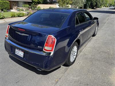 2014 Chrysler 300 Series   - Photo 7 - North Hollywood, CA 91601