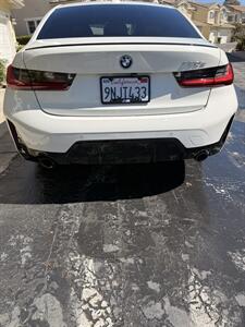 2024 BMW 330e   - Photo 2 - North Hollywood, CA 91601