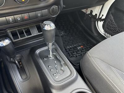 2016 Jeep Wrangler Rubicon   - Photo 19 - North Hollywood, CA 91601