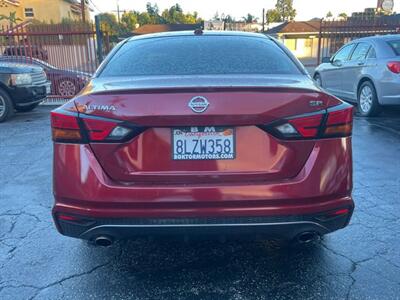 2019 Nissan Altima 2.5 SR   - Photo 9 - North Hollywood, CA 91601