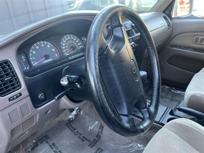1999 Toyota 4Runner SR5   - Photo 16 - North Hollywood, CA 91601