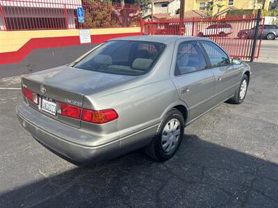 2000 Toyota Camry LE   - Photo 2 - North Hollywood, CA 91601