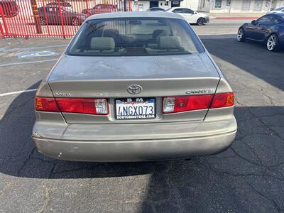 2000 Toyota Camry LE   - Photo 3 - North Hollywood, CA 91601