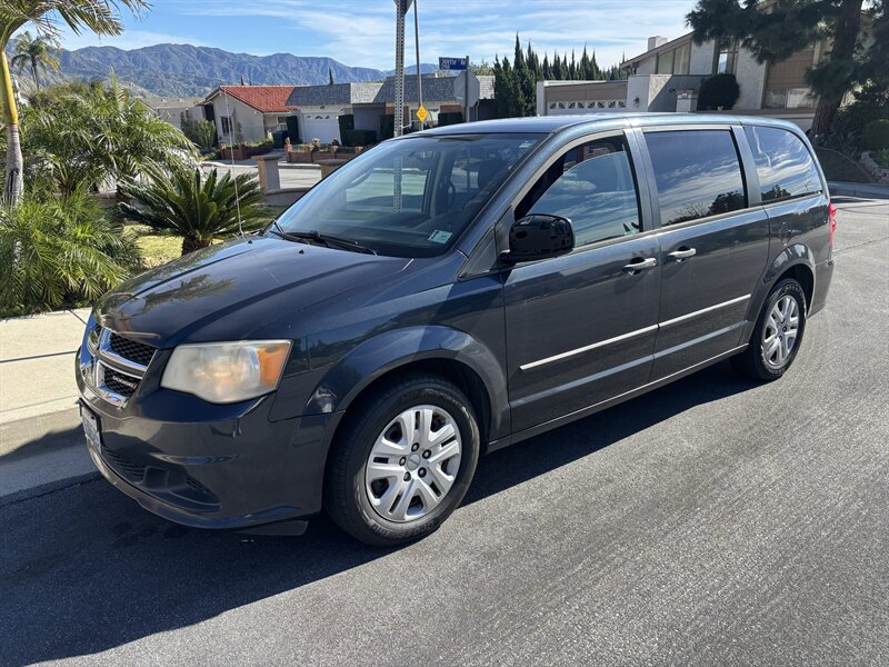 2014 Dodge Grand Caravan American Value Packa   - Photo 1 - North Hollywood, CA 91601